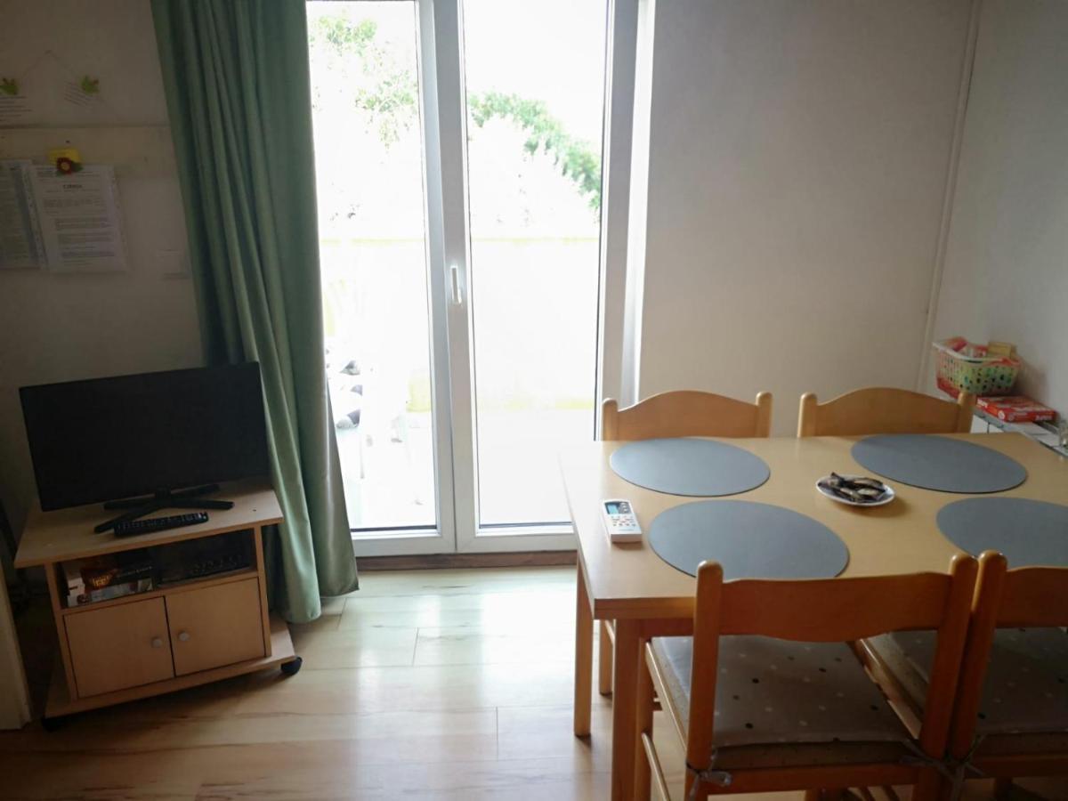 Apartment Samanta Šišan エクステリア 写真